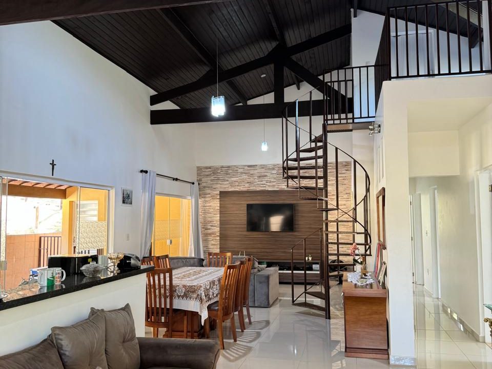 WhatsApp Image 2024-10-01 at 09.33.37 (2)