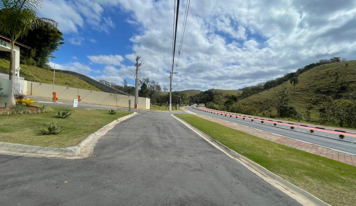 WhatsApp Image 2025-08-25 at 12.07.11