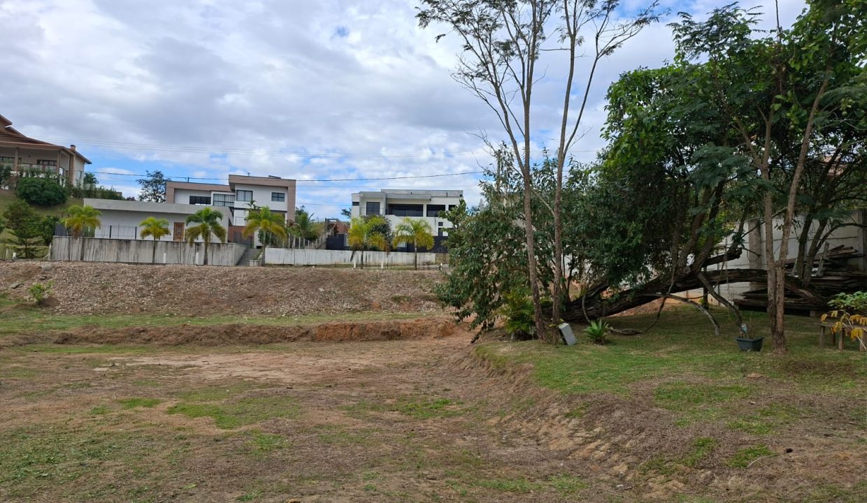 WhatsApp Image 2025-09-25 at 17.21.28