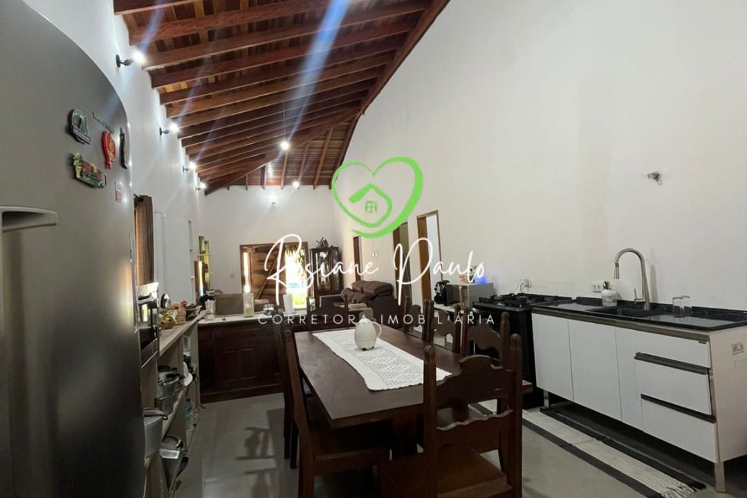 WhatsApp Image 2025-10-11 at 16.52.15 (1)