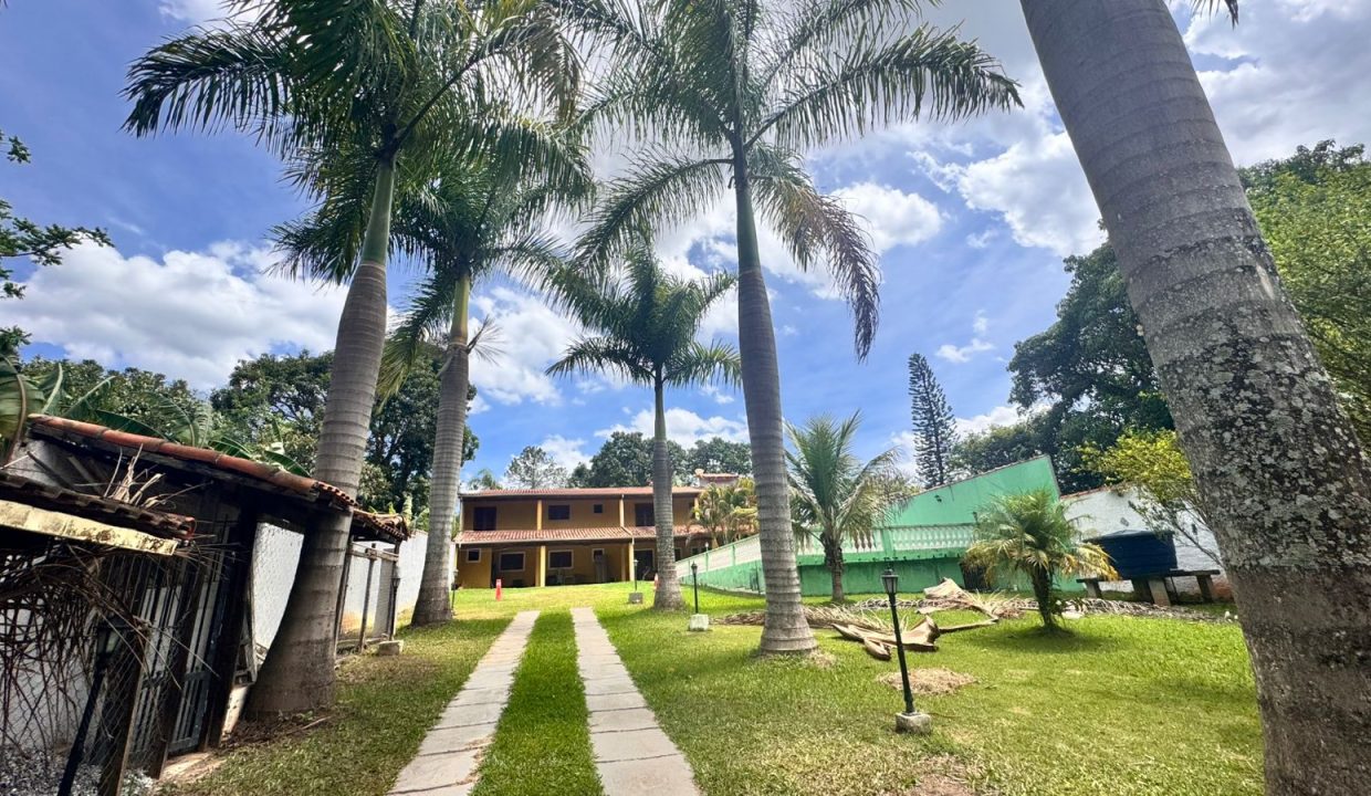 WhatsApp Image 2025-12-10 at 15.36.35