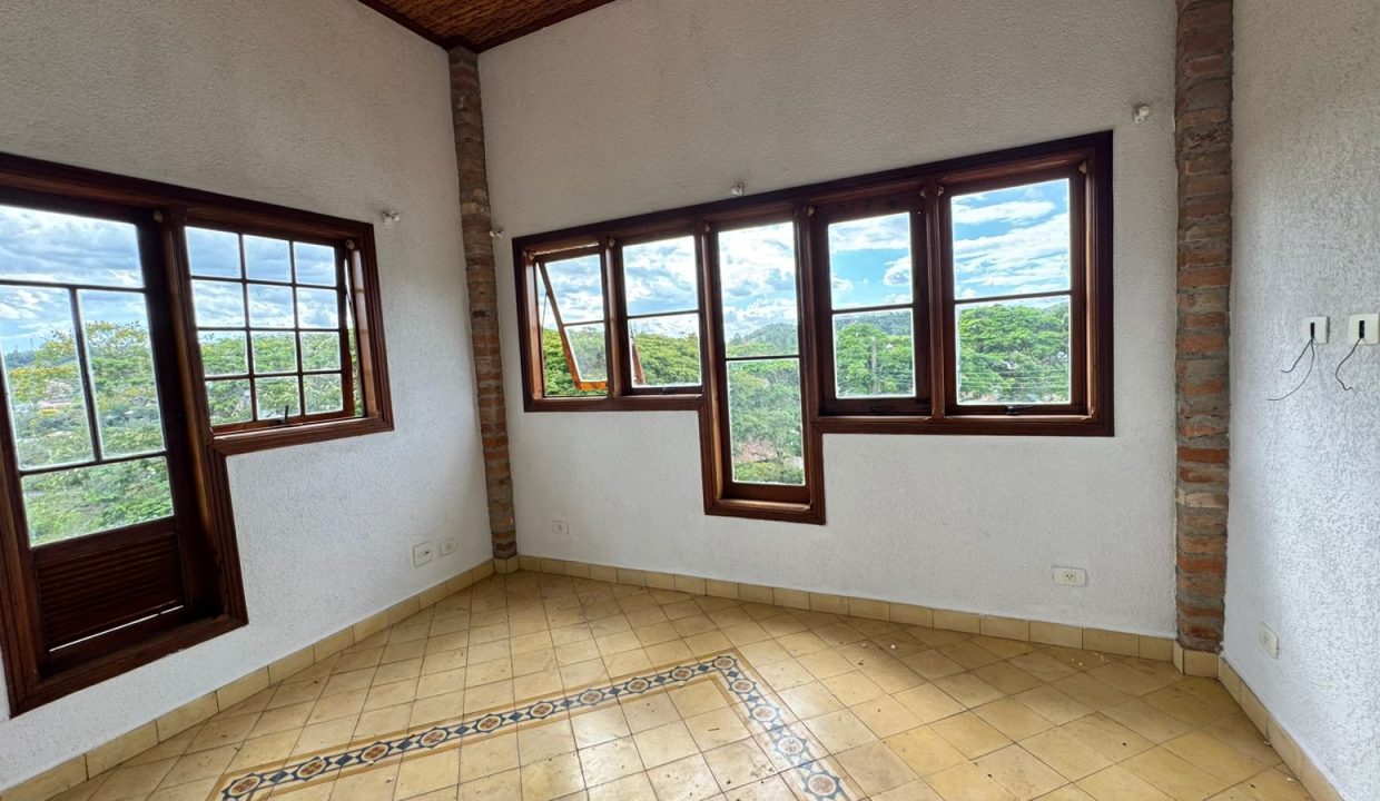 WhatsApp Image 2026-02-04 at 11.00.55 (5)