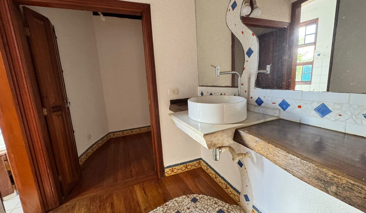 WhatsApp Image 2026-02-04 at 11.00.58 (1)