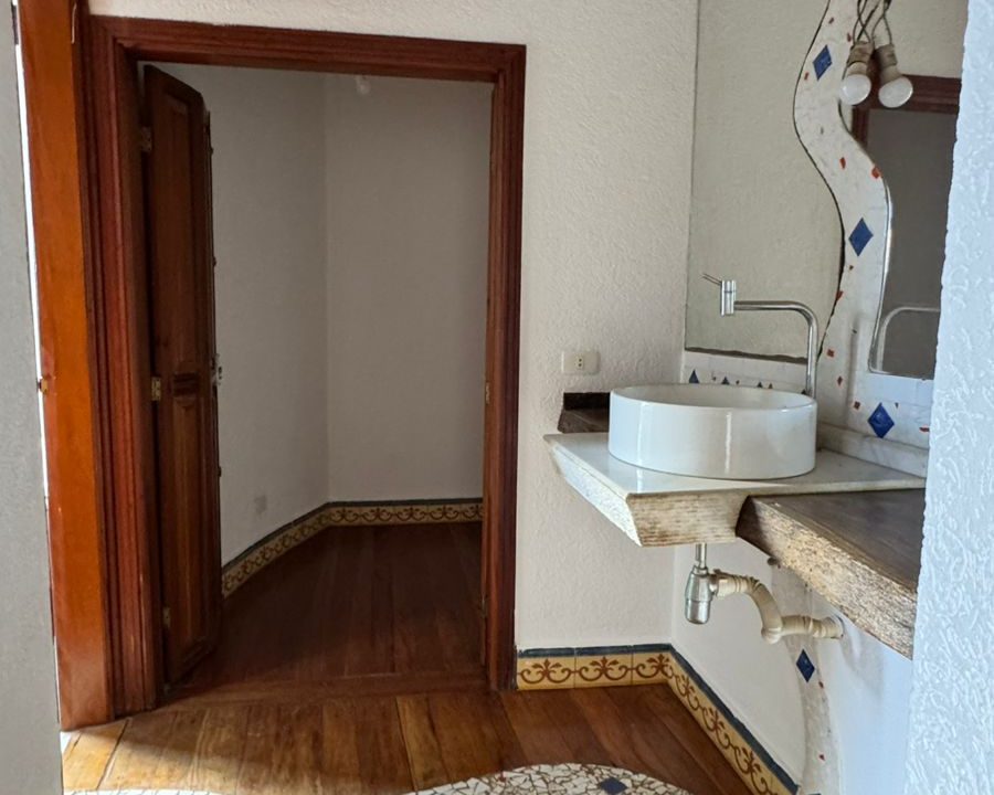 WhatsApp Image 2026-02-04 at 11.00.59