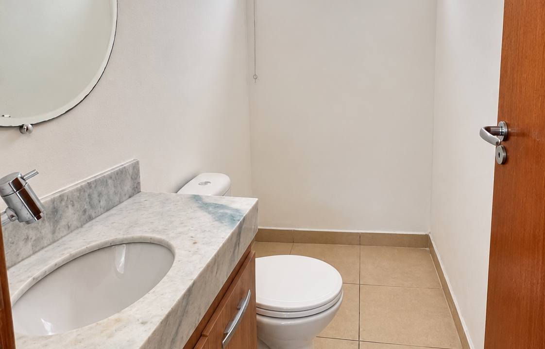 Lavabo Minimalista com Janela Fosca